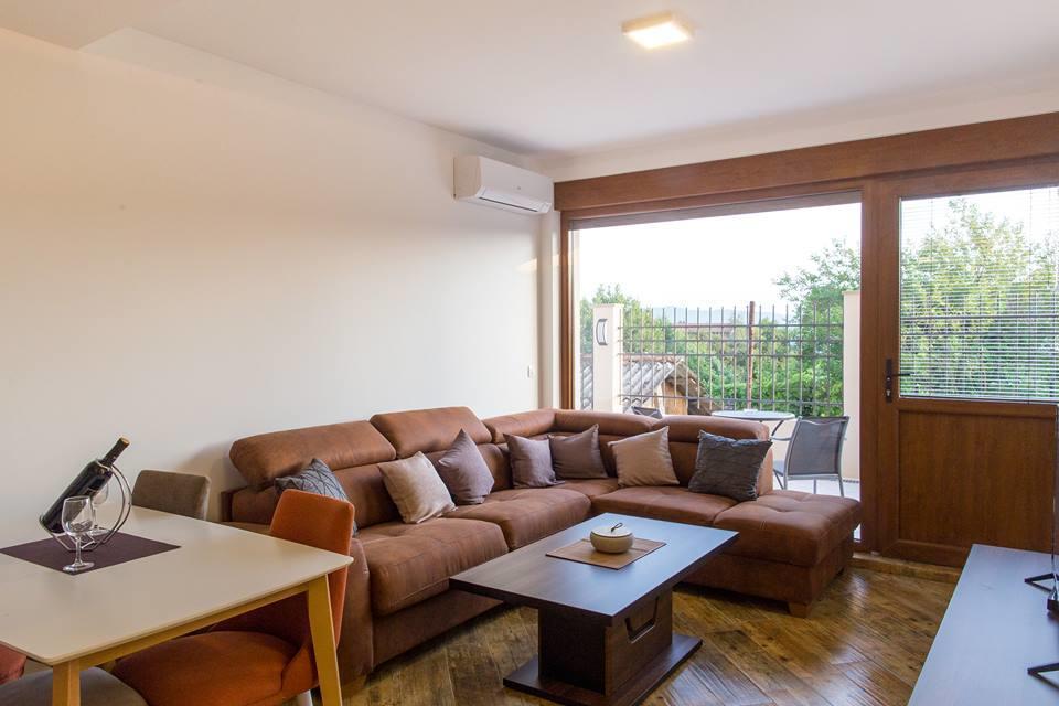 Porto Apartments Tivat Exterior photo