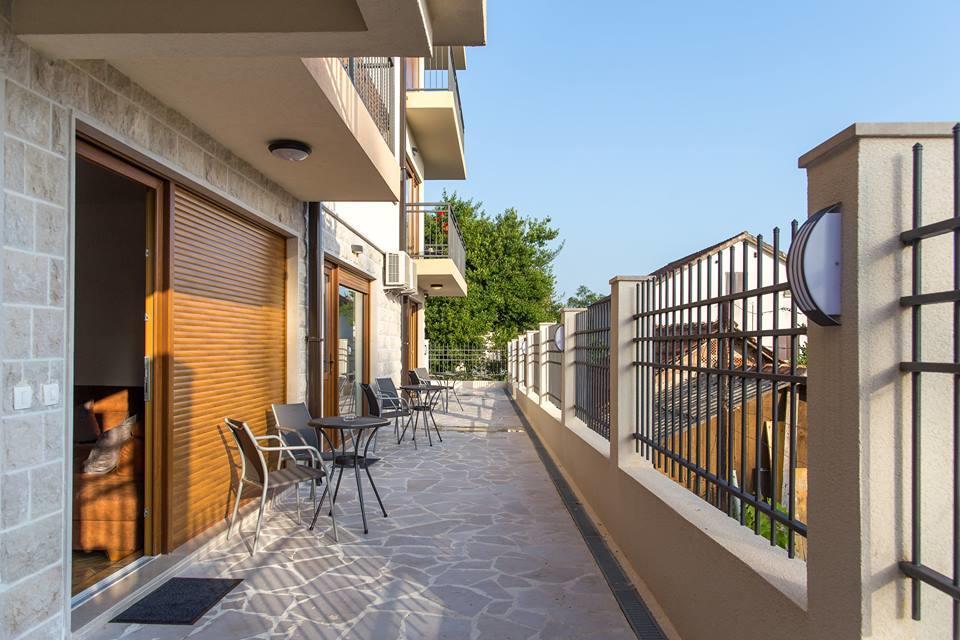 Porto Apartments Tivat Exterior photo