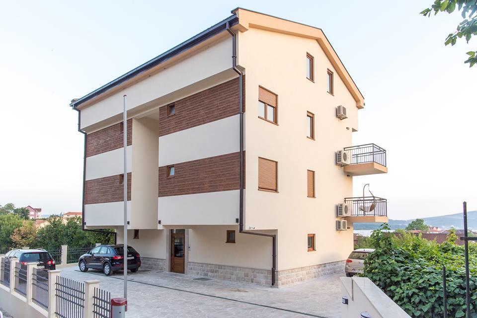 Porto Apartments Tivat Exterior photo